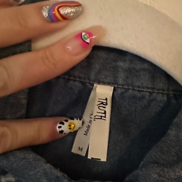 TRUTH | Blue Denim Acid Wash Vest with Button Details and Collarbone Studs - Picture 4 of 12